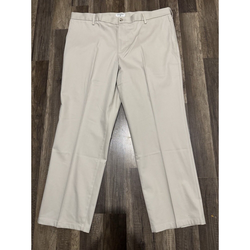 Dockers Khakis Pants Men‎ 42x30 Beige Stretch Flat Front Straight Fit NWT